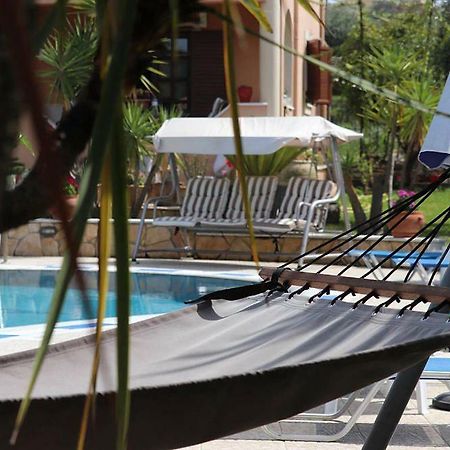 Mary Helen Apartments Kassiopi Exterior foto