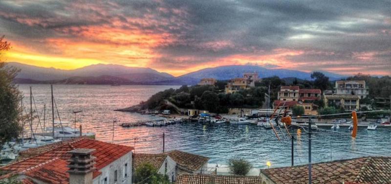 Mary Helen Apartments Kassiopi Exterior foto
